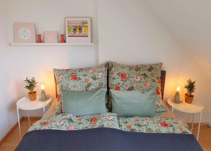 Charmante Maisonnette-Dachgeschosswohnung In Zentraler Lage