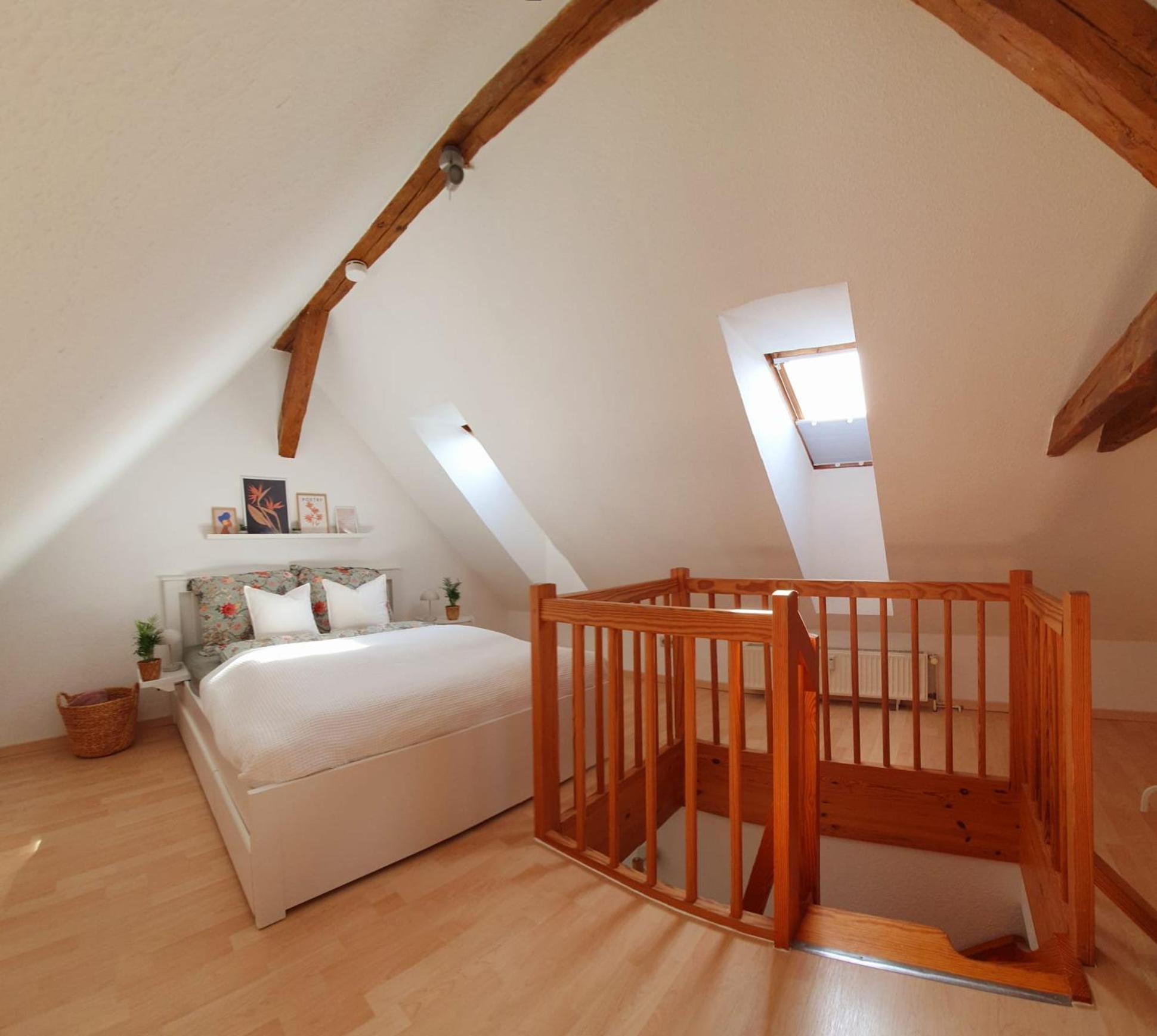 Apartment Charmante Maisonnette-dachgeschosswohnung In Zentraler Lage Rostock