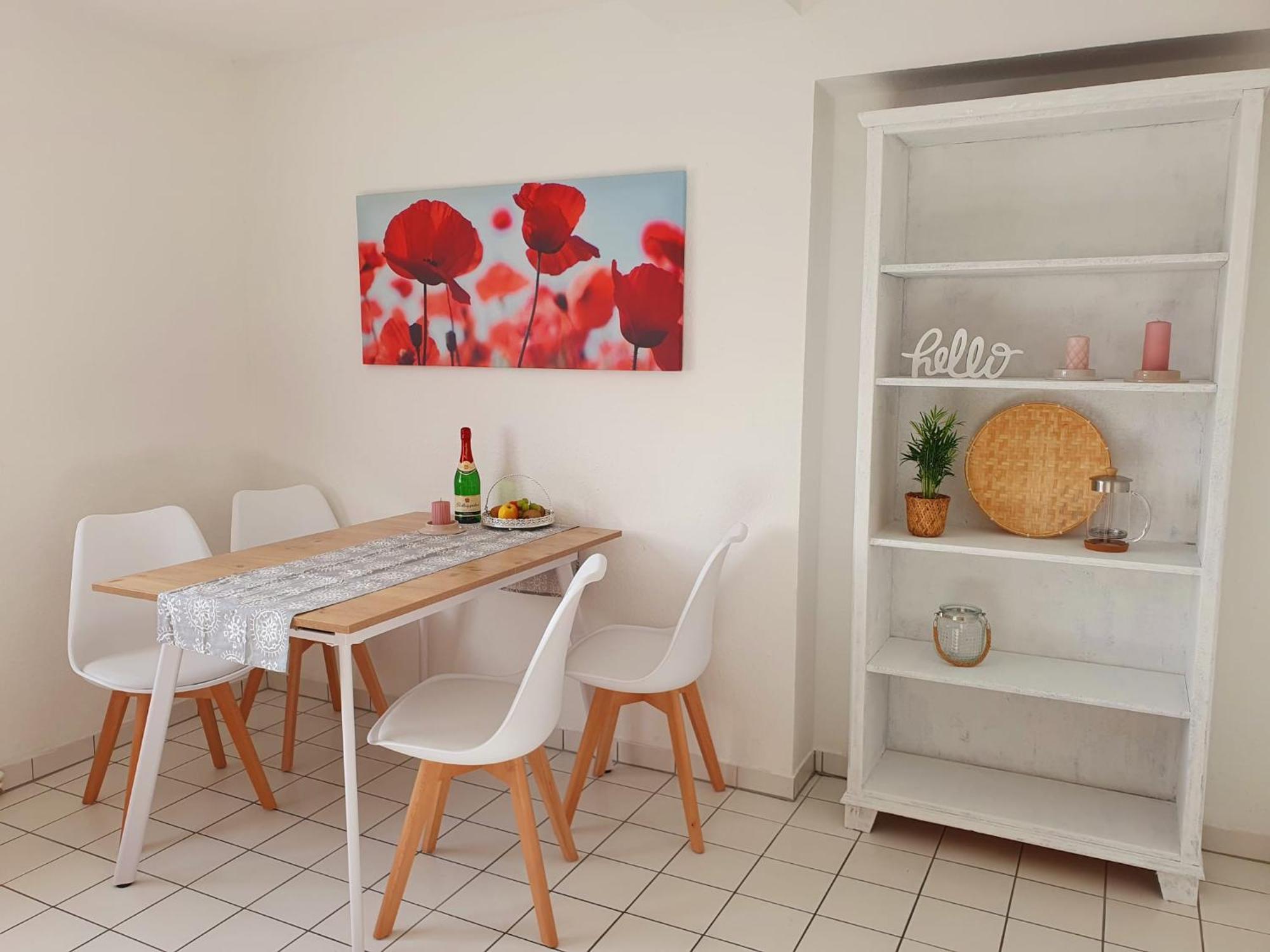 Apartment Charmante Maisonnette-dachgeschosswohnung In Zentraler Lage